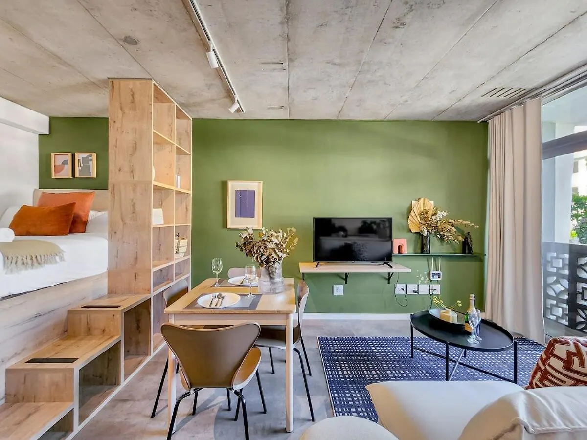 Oceanside, Modern Gem In Seapoint Apartment Cape Town